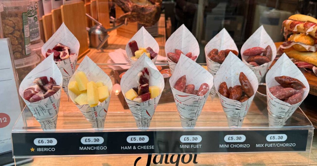 Takeaway cones with Cheese or Chorizo