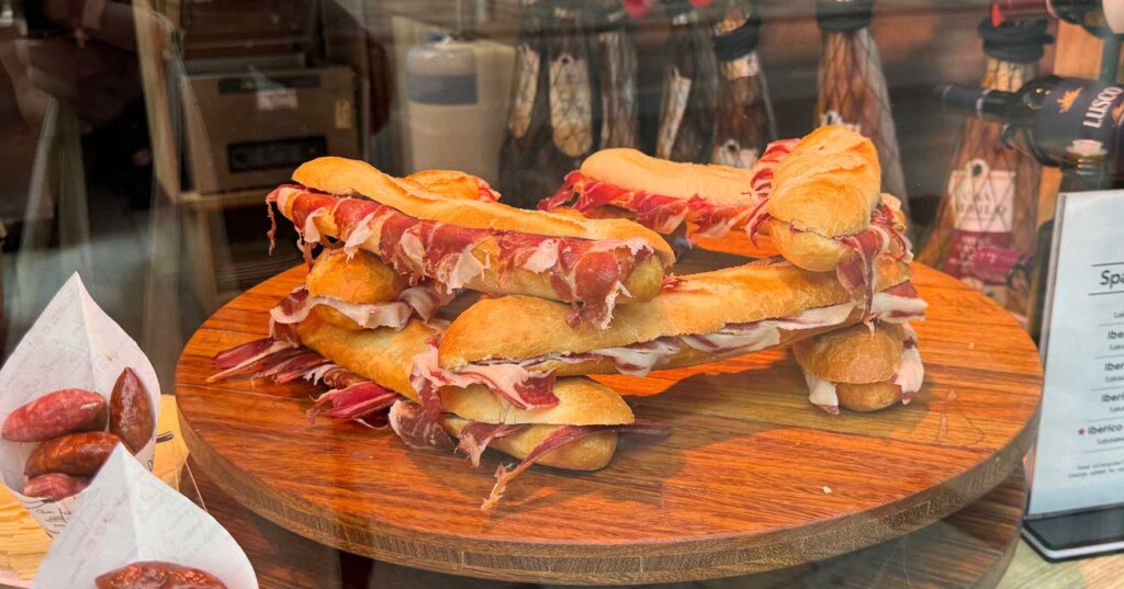 Jamon Ibericon, Cheese in a baguette